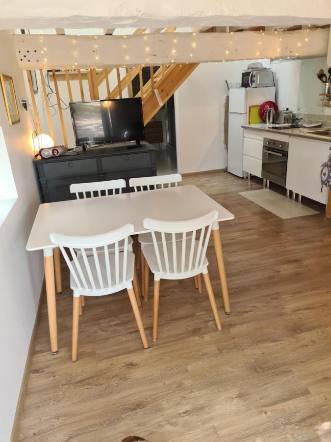 Charmant Logement A La Campagne Gazaupouy ภายนอก รูปภาพ